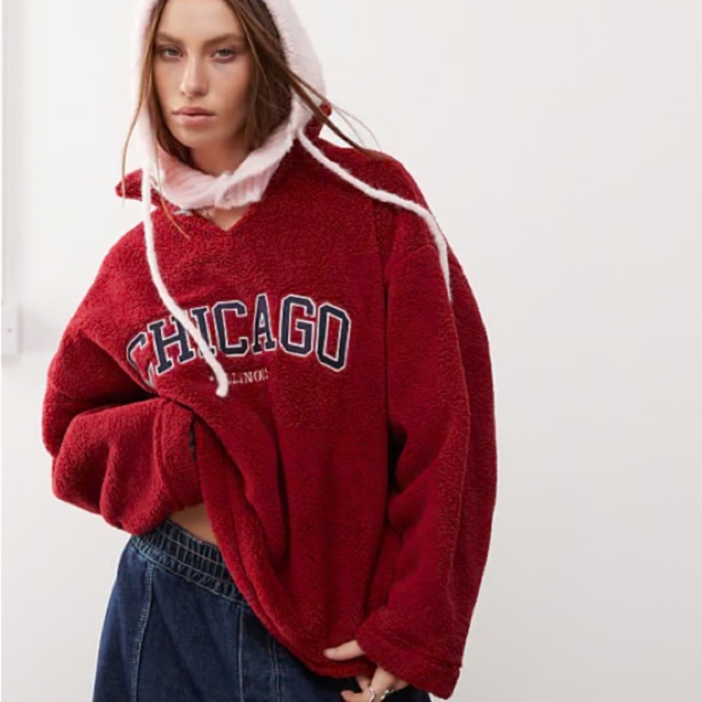 COLLUSION Chicago Notch Neck Fuzzy Borg Sweater